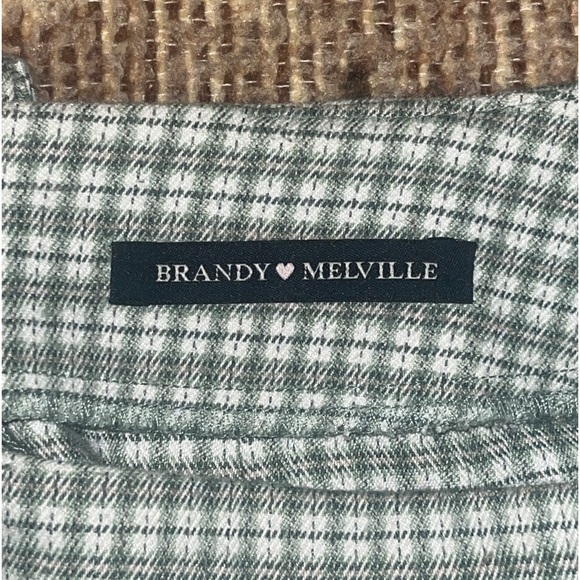 Sage green gingham mini skirt - Picture 3 of 4